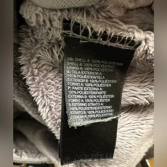 The North Face Gray Fleece Jacket - Picture 6 of 7